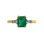 emerald-and-diamond-engagement-ring